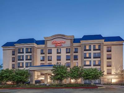 Hampton Hotel 3*